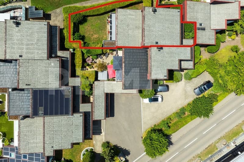 Modernes einseitig angebautes Einfamilienhaus (3)