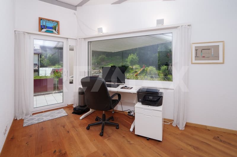 Casa unifamiliare semi-detachata moderna (9)