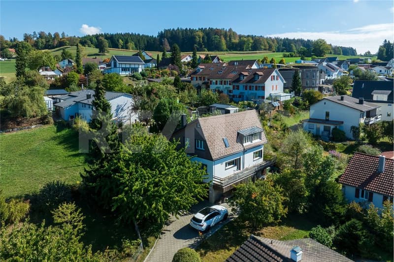 Ein Zuhause mit fantastischer Weitsicht und viel Potenzial (1)