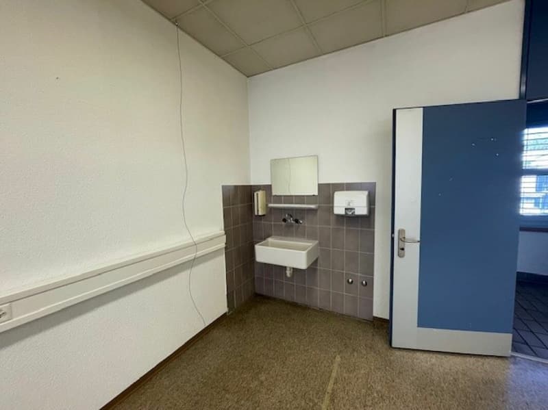 Espace de bureau et commercial à louer dans la région de Rapperswil ! (5)