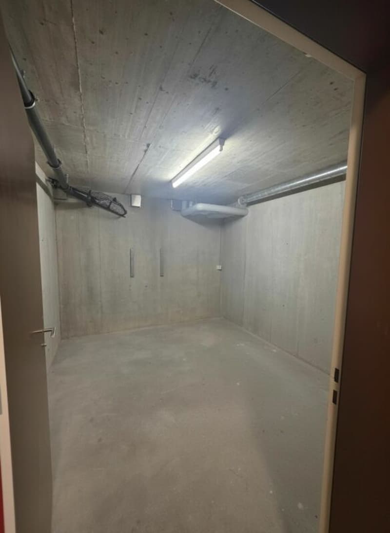 BASTELRAUM in Eschenbach gesucht? (2)