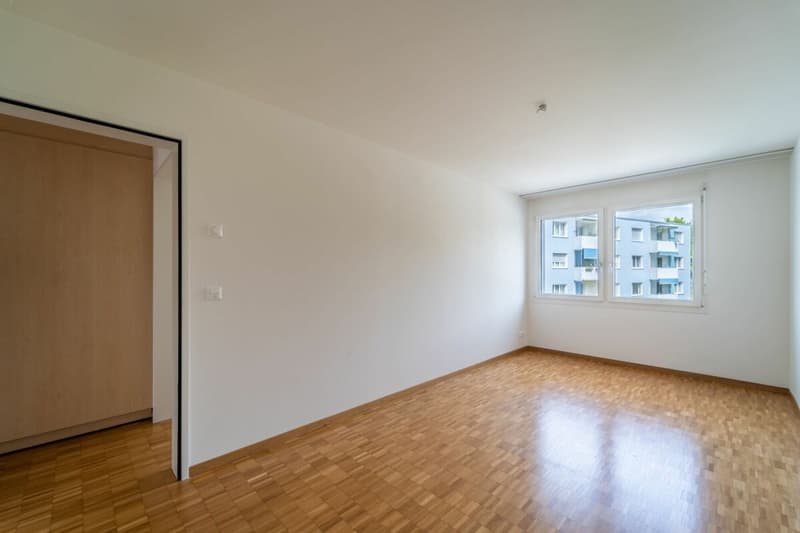 Grosszügige 4.5-Zimmer-Wohnung mit modernem Wohnkomfort (10)