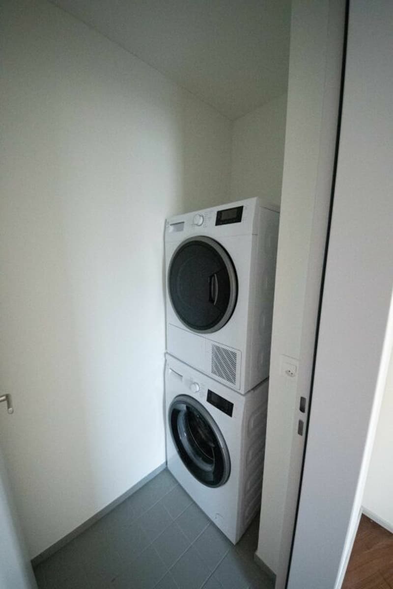 Topmoderne 3.5-Zimmer-Wohnung im Herzen von Jona zu vermieten (16)
