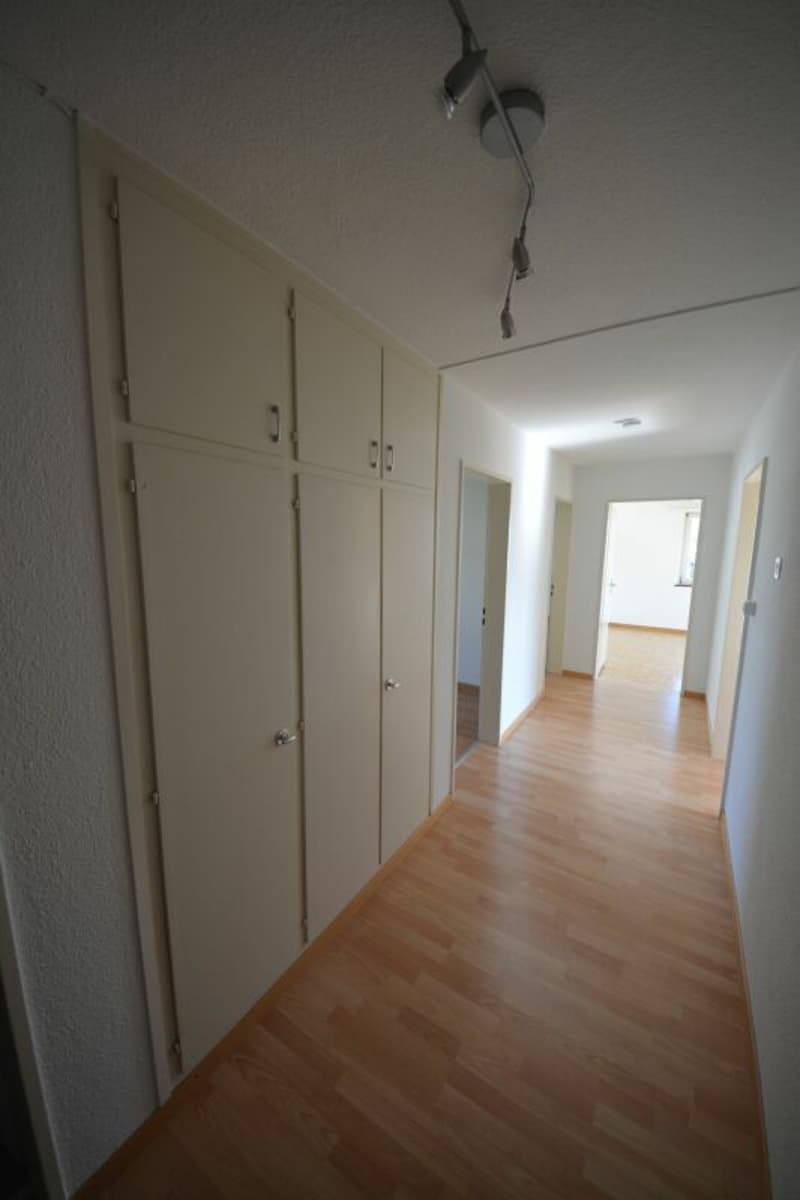 4-Zimmerwohnung an zentraler Wohnlage (6)