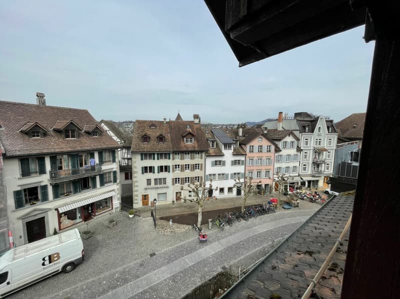 Gemütliche 2.5-Zimmer-Dachwohnung im historischen Ambiente von Rapperswil zu vermieten (1)