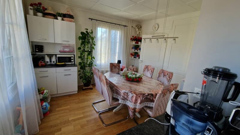 4.5 Zimmerwohnung an zentraler Lage zu vermieten! (6)