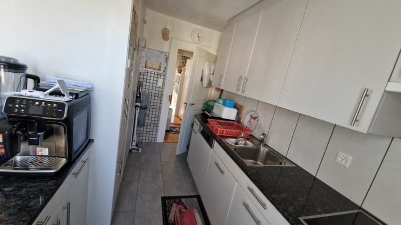 4.5 Zimmerwohnung an zentraler Lage zu vermieten! (4)