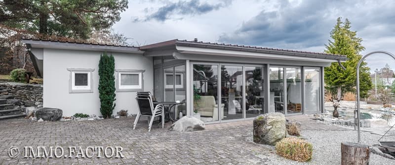 Enchanting ensemble of chalet, bungalow, studio building & shed (15)