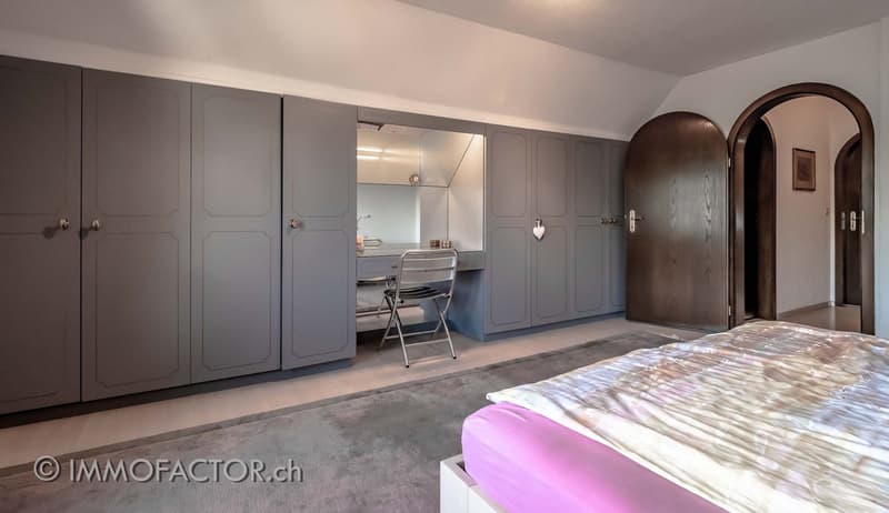 Charming home with old building charm, plenty of space & sun balcony 💕 (10)