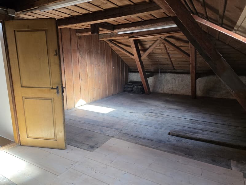 Charming 5.5-room row house in a quiet yet central location in Ennenda (31)