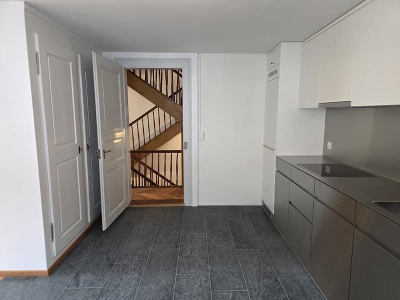 Charming 5.5-room row house in a quiet yet central location in Ennenda (8)