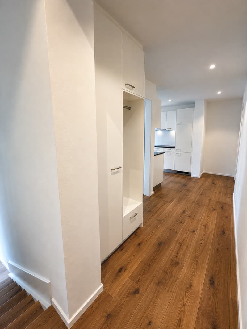 Exklusive 3.5-Zimmer-Maisonettewohnung mit Terrasse (4)