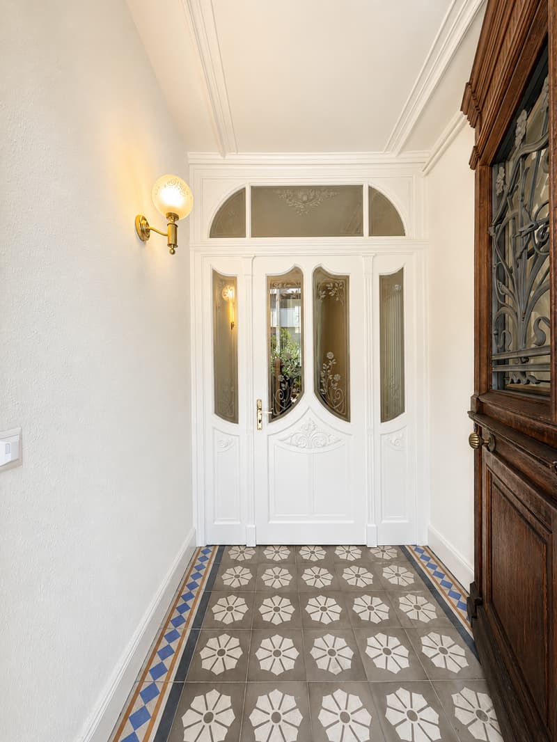 Exklusive 4.5-Zimmer-Maisonettewohnung mit Terrasse (3)