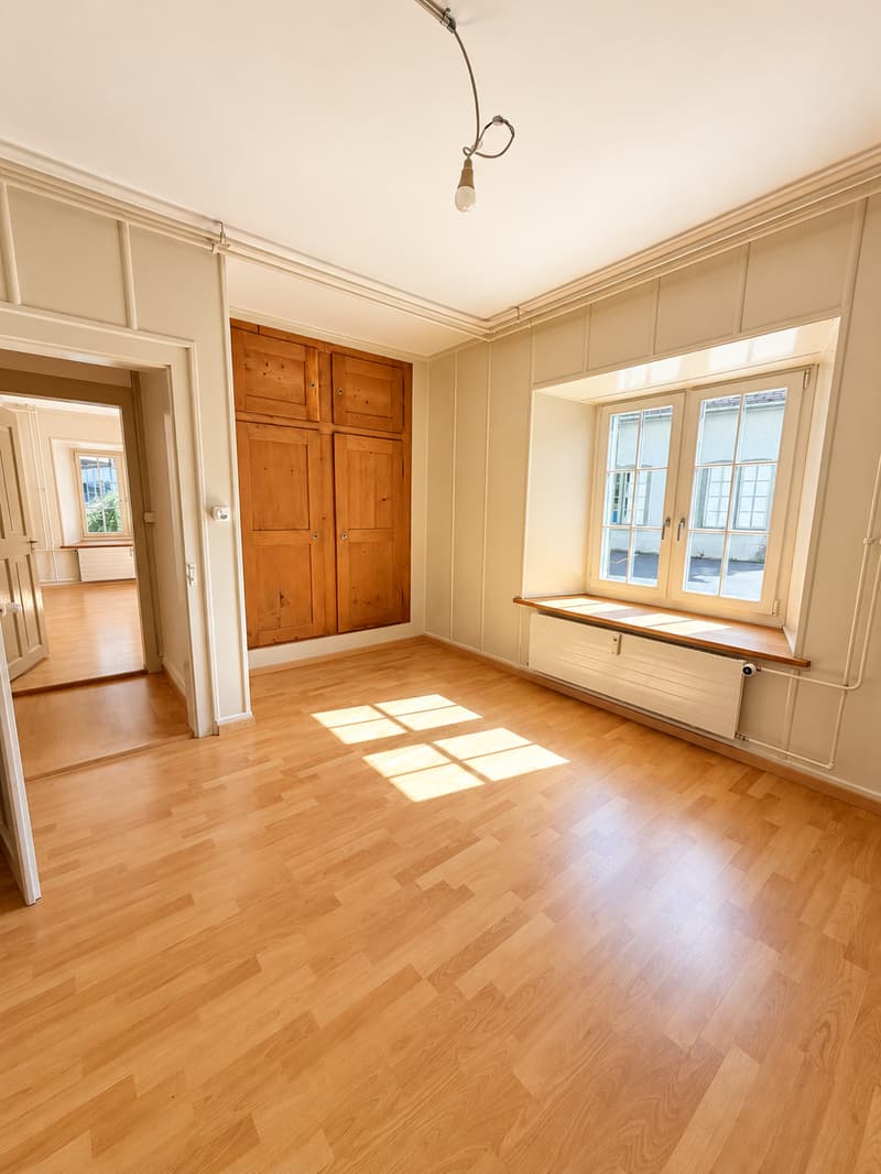 Charmante 4-Zimmer-Altbauwohnung in Ennenda – sofort verfügbar (4)