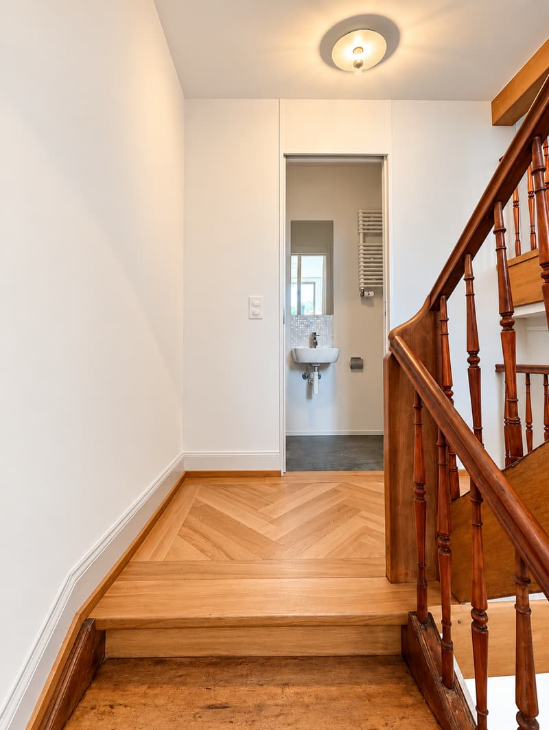 Exklusives 5.5-Zimmer-Einfamilienhaus mit Charme in Ennenda (6)