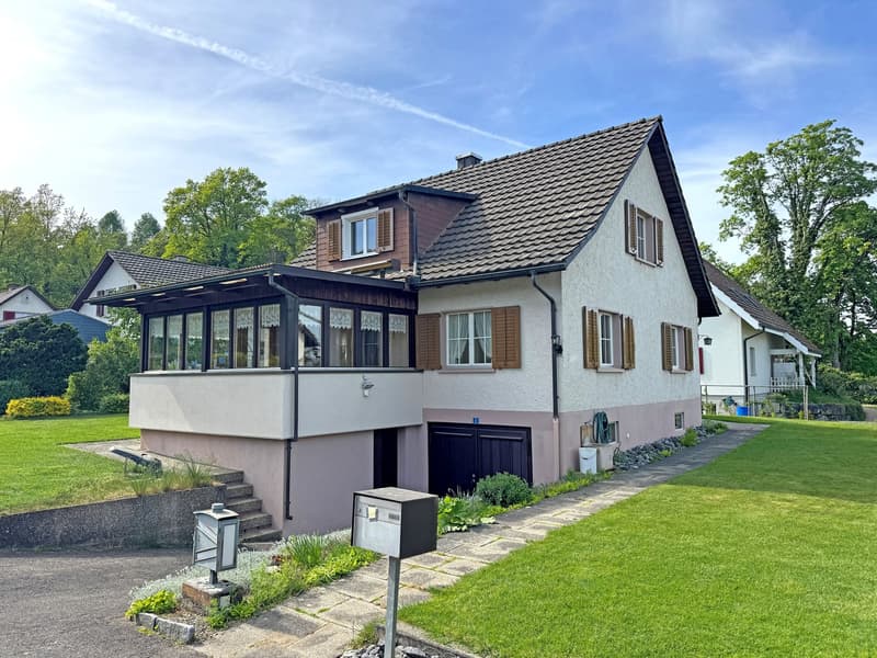 Maison unifamiliale de 6 pièces, indépendante, quartier résidentiel calme et familial au bord du village (7)