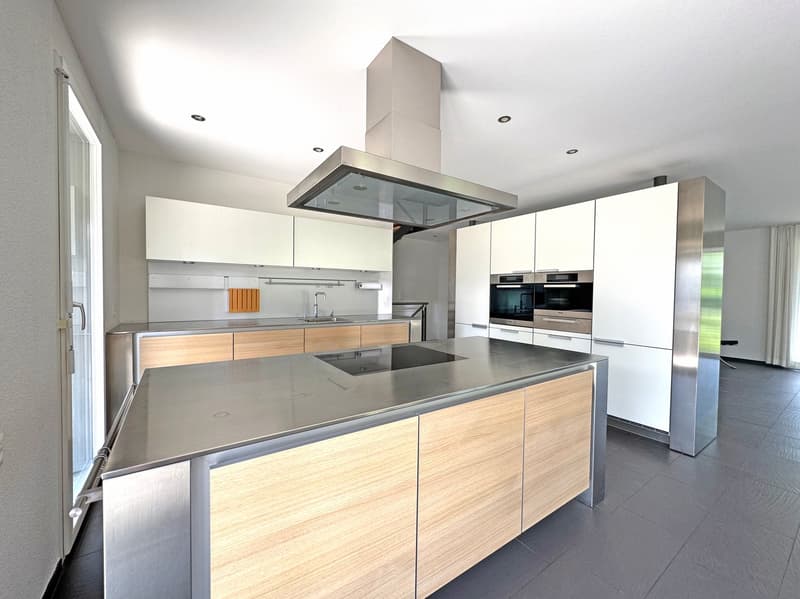 modernes Klima-Holzhaus 6½-Zimmer, mit PV-Anlage, Doppelgarage und sonnigem Garten (12)