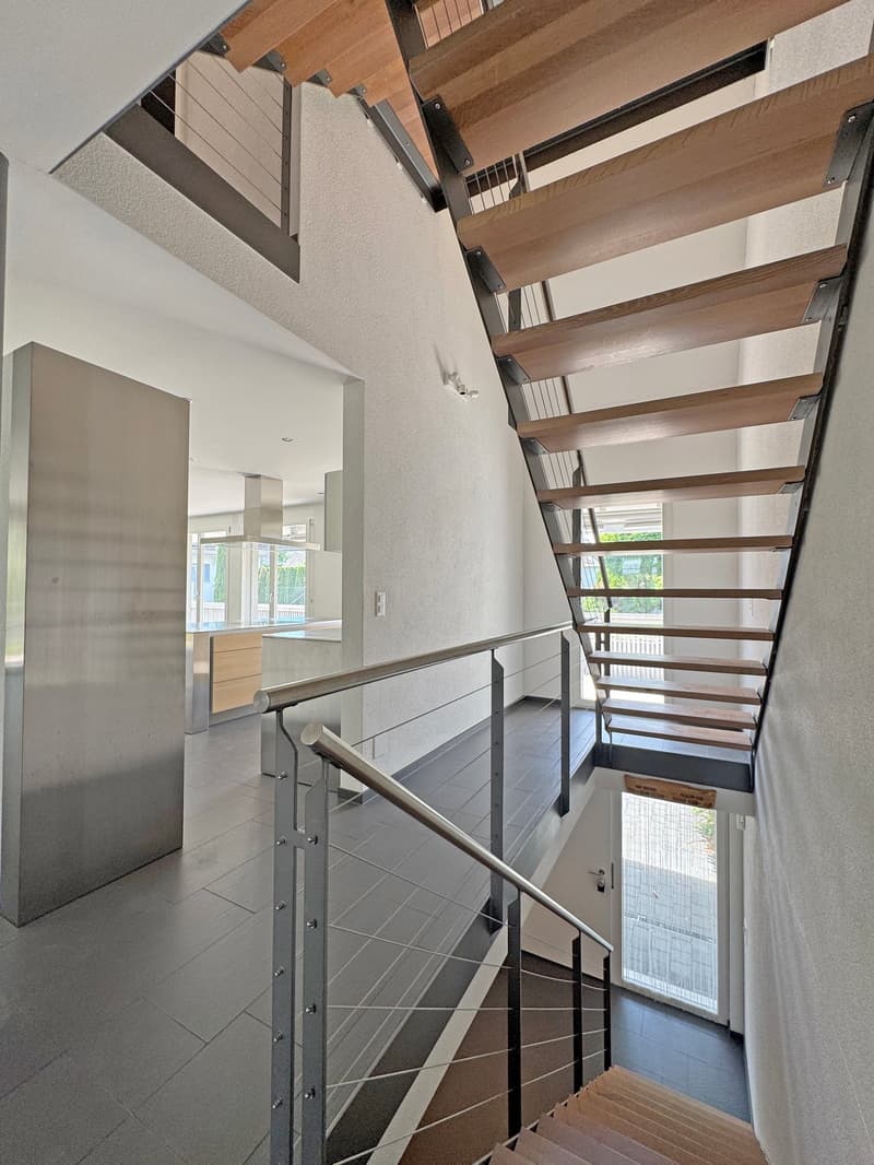 modernes Klima-Holzhaus 6½-Zimmer, mit PV-Anlage, Doppelgarage und sonnigem Garten (15)