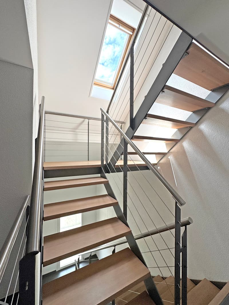 modernes Klima-Holzhaus 6½-Zimmer, mit PV-Anlage, Doppelgarage und sonnigem Garten (21)