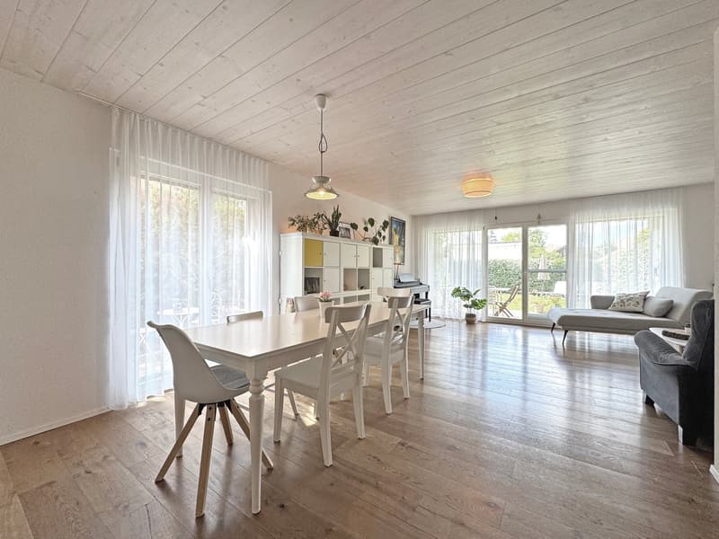 Gepflegtes 5½ Zimmer-Doppeleinfamilienhaus, in ökologischer Holzbauweise (2)