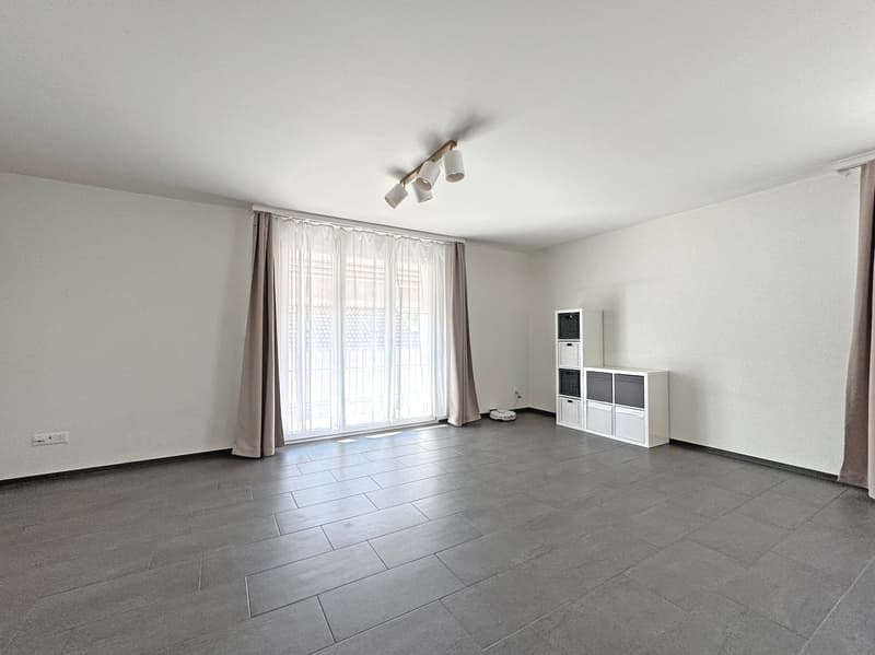Grosszügige, durchdachte 4 ½-Zimmer- Wohnung, ruhiges Wohnquartier, inkl. 2 Tiefgaragenplätze (6)