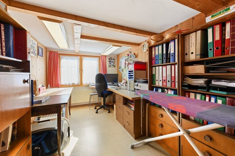 Detached single-family house with a far-reaching view and generous space offer (11)