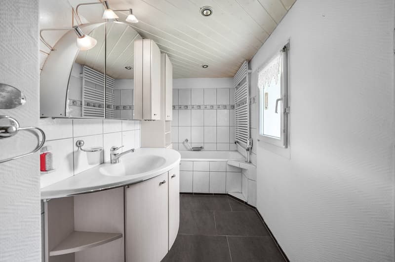Large residential house with annex (7)