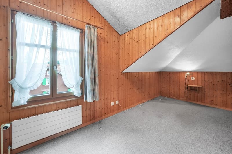 Large residential house with annex (9)