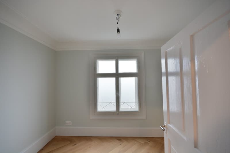 Kleineres, schmuckes Zimmer