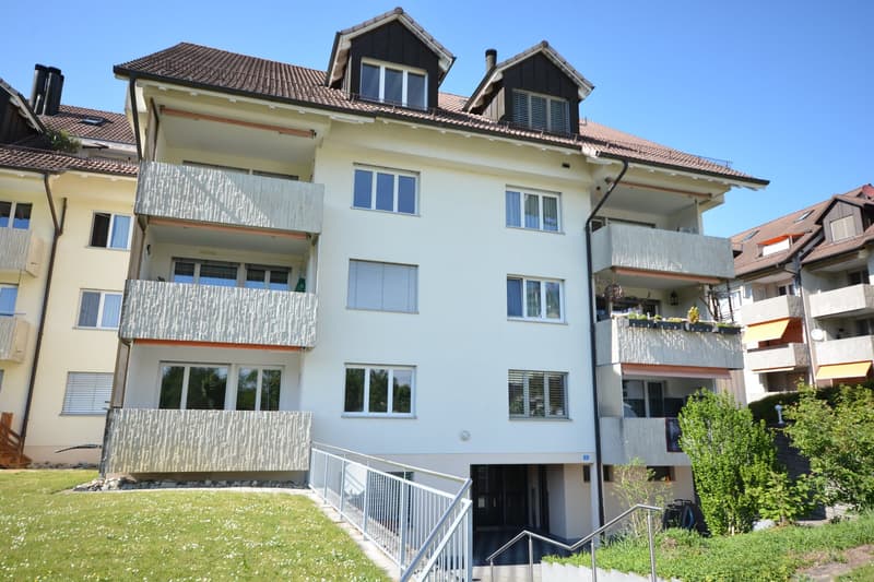 Near the lake - Living where others vacation - charming 3.5-room maisonette apartment in Landschlacht (1)