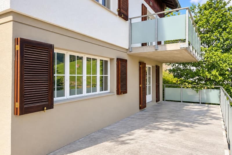 Terrasse und Balkon