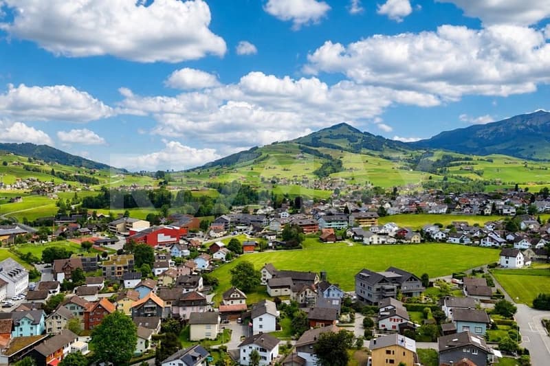 Benvenuti! Affascinante casa unifamiliare con serra e diritto di costruire (12)