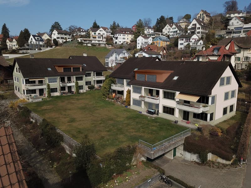 Affascinante appartamento maisonette di 5,5 locali nel cuore di Küsnacht (1)
