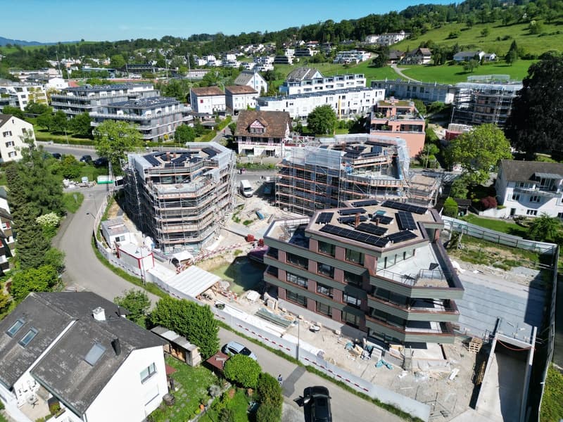 Tiefgaragenplätze für Auto und Motorrad in Meilen zu vermieten (1)