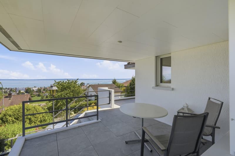 Terrasse Nordwest überdacht mit Aussicht