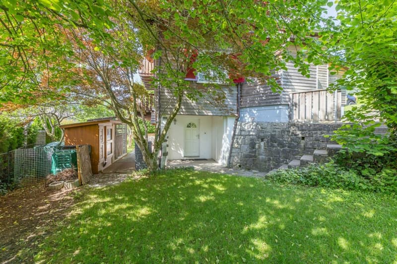 7.5-room single-family house in sunny hillside location (10)