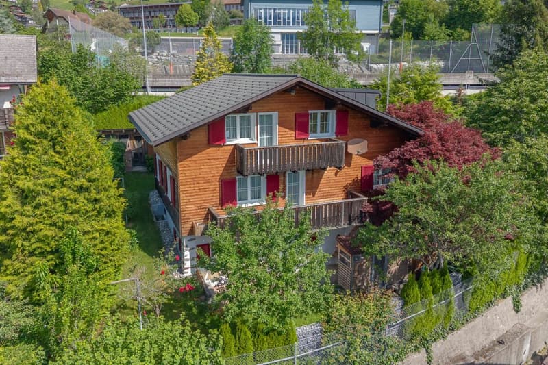 7.5-room single-family house in sunny hillside location (14)