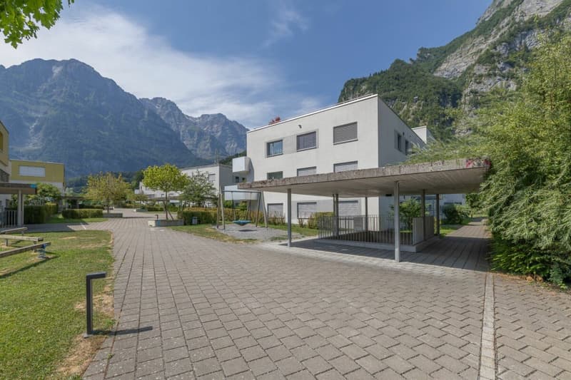 Moderne 4.5-Zi-Wohnung in familiärem Wohnquartier (12)