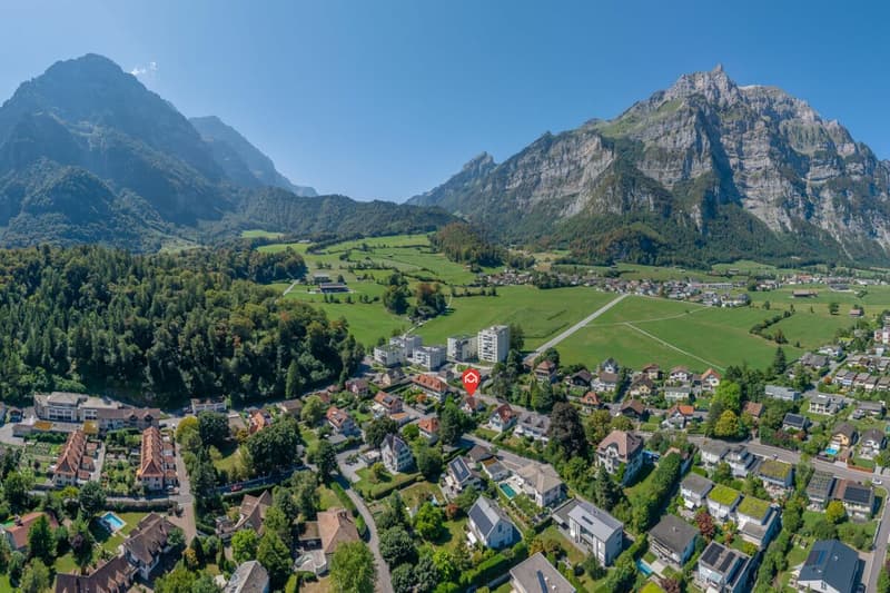 7.5-Zi-Einfamilienhaus mit Einliegerwohnung und Garten (14)