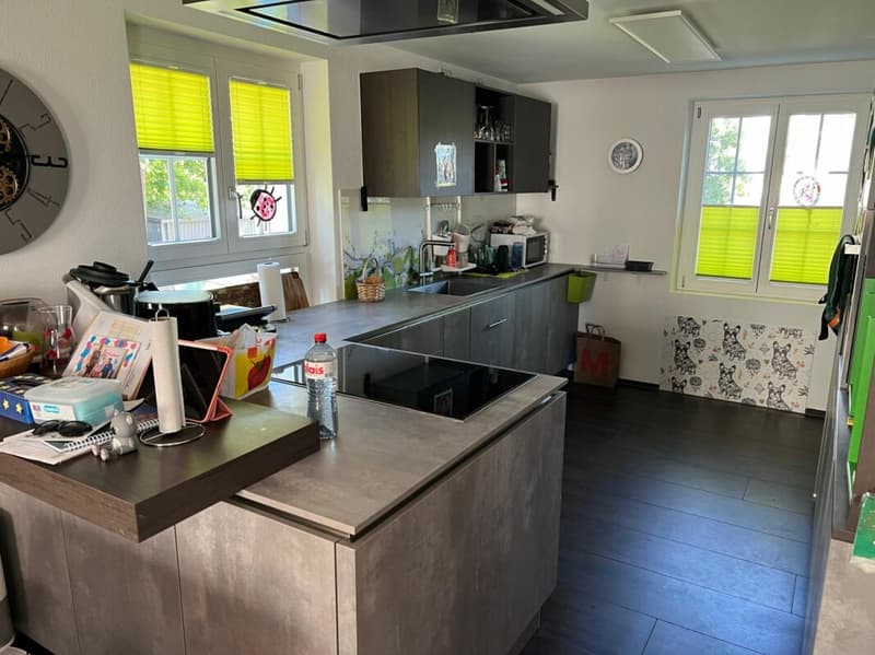 Charaktervolle Doppelhaushälfte mit Whirlpool-Bad und Garten (3)