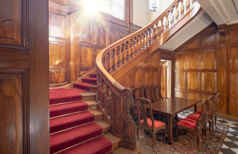 Historic, Neo-Baroque Villa/Commercial Building in an Exclusive Location in Gellert (4)