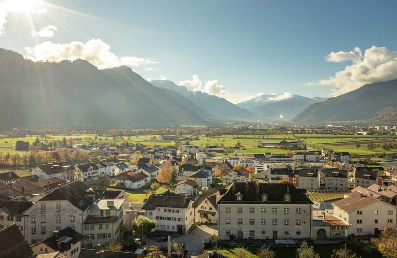 Maison-tour historique avec cinq unités d'habitation dans un emplacement magnifique (13)