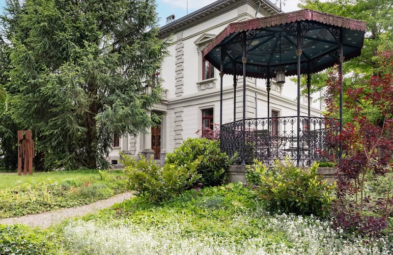 Historic villa with diverse usage possibilities (2)