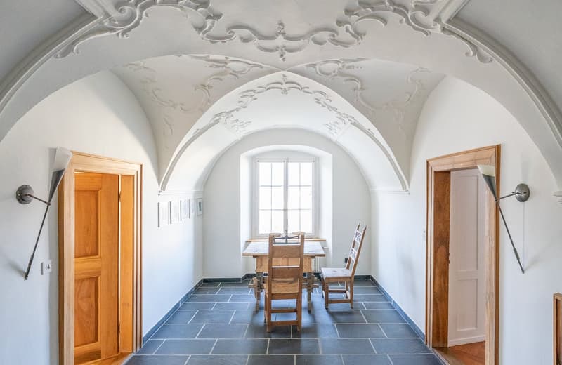 Historisches Anwesen im Stadtkern von Maienfeld (4)