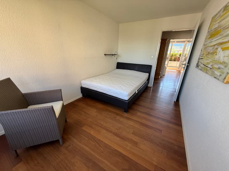 Stylish attic apartment with terrace and large variable room (5)