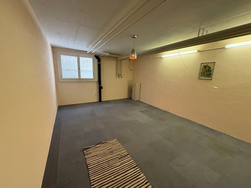 Stylish attic apartment with terrace and large variable room (8)