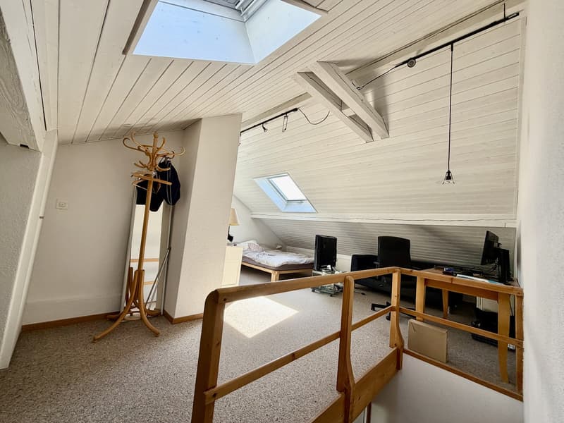 Charmantes 6.5-Zimmer-Doppeleinfamilienhaus in Grenchen (20)