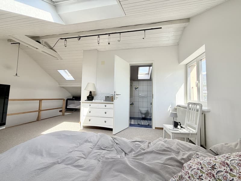 Charmantes 6.5-Zimmer-Doppeleinfamilienhaus in Grenchen (21)