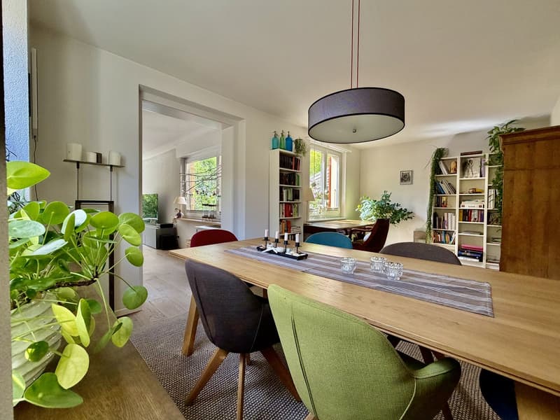 Charmantes 6.5-Zimmer-Doppeleinfamilienhaus in Grenchen (5)