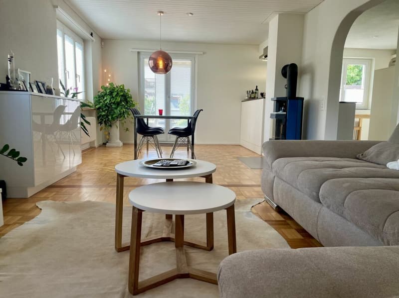 Freistehendes und neu renoviertes Haus mit Ausbaureserven (2)